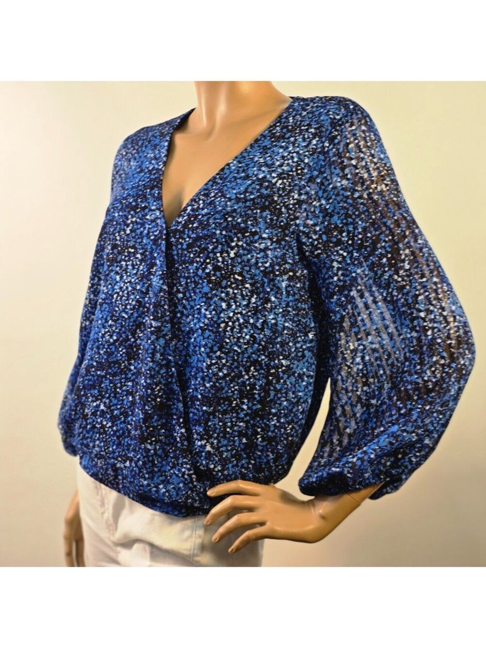 Vince Camuto Printed Faux Wrap Blouse Billowy Balloon Sleeves Size M